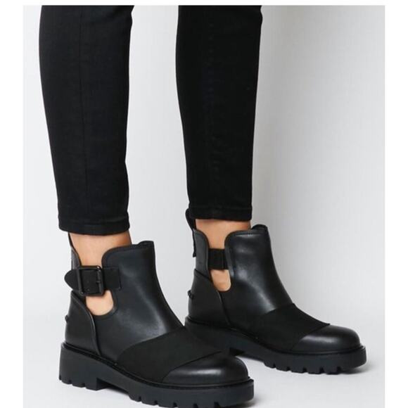 Ugg Stockton Black Leather Ankle Boots Size 8 Buckle Strap Slip-On Gothic Y2K - Picture 1 of 10